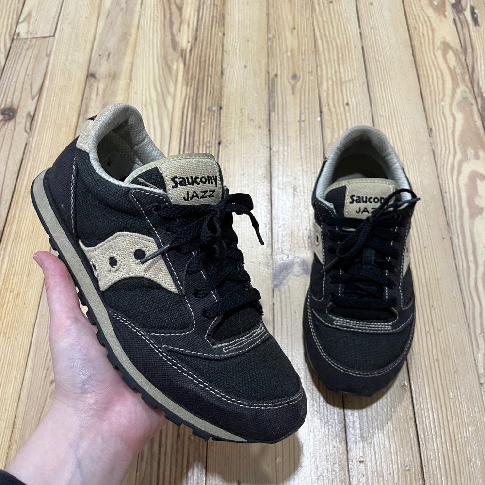 Saucony Jazz Low Pro Sneakers Women 8 Black Tan Retro Running Shoes y2k casual